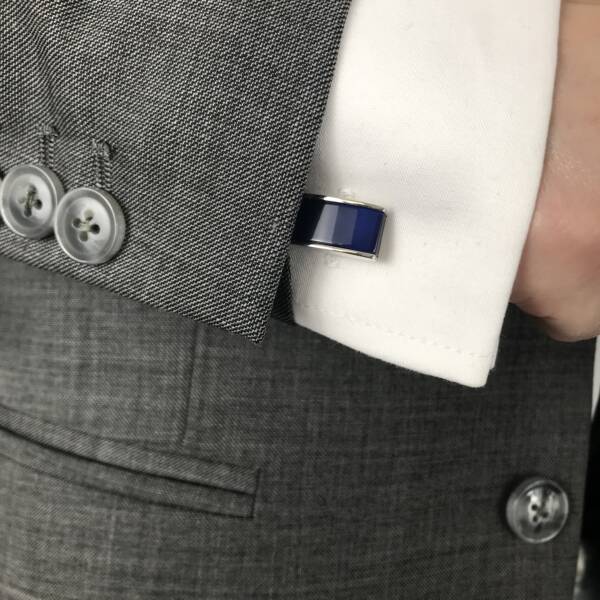 Boutons de manchette bleu saphir