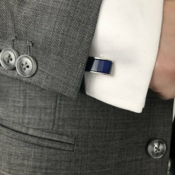 Boutons de manchette bleu saphir