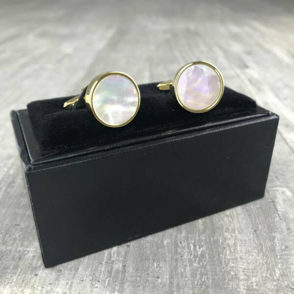 Boutons de manchette ronds nacre et or