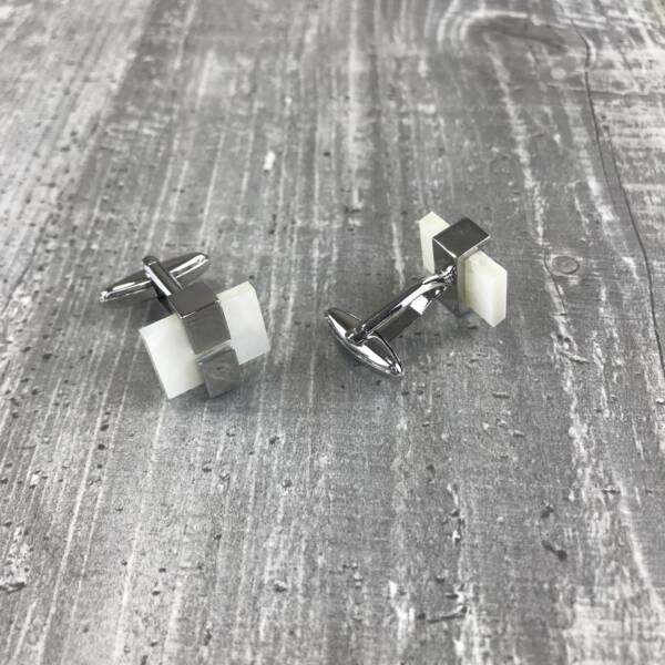 Boutons de manchette nacre et argent