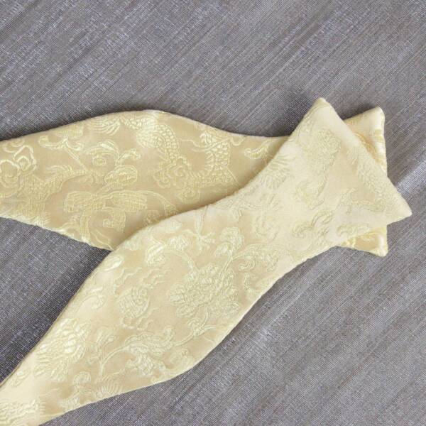 Nœud papillon Paisley doré