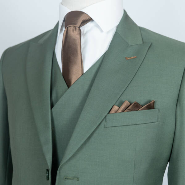 costume kaki business