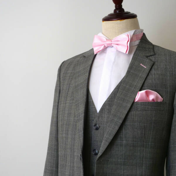 costume gris à carreaux