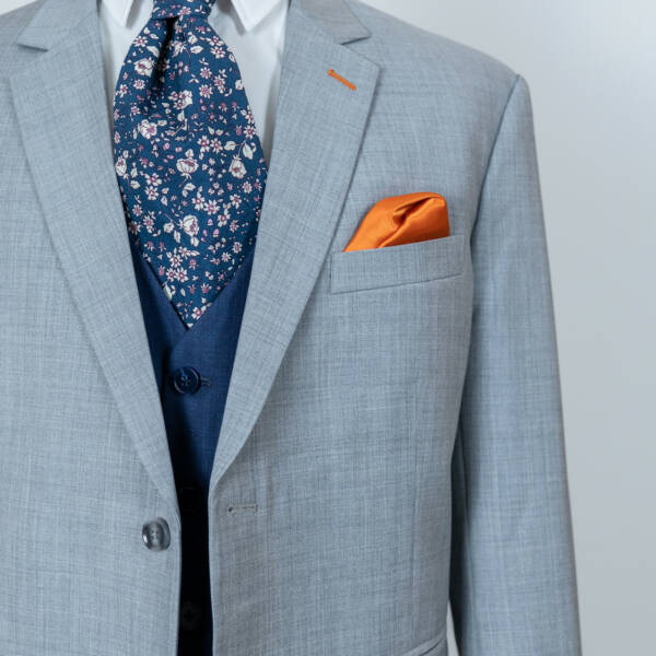 Costume gris clair