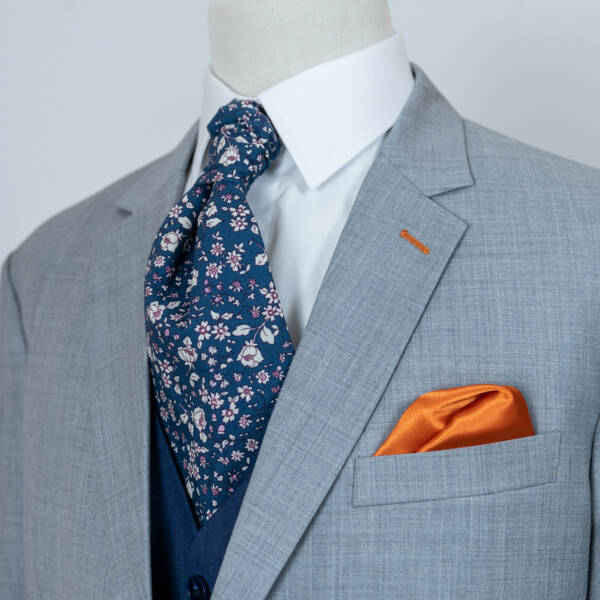 costume gris clair cérémonie