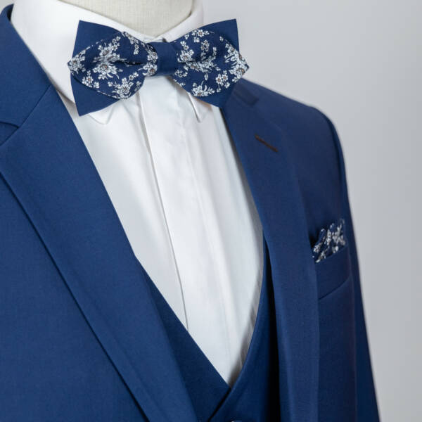 costume bleu cérémonie