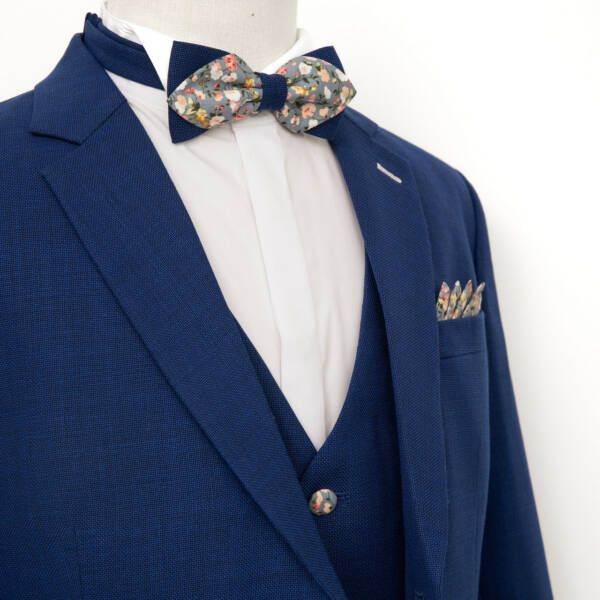 costume bleu foncé texturé cérémonie