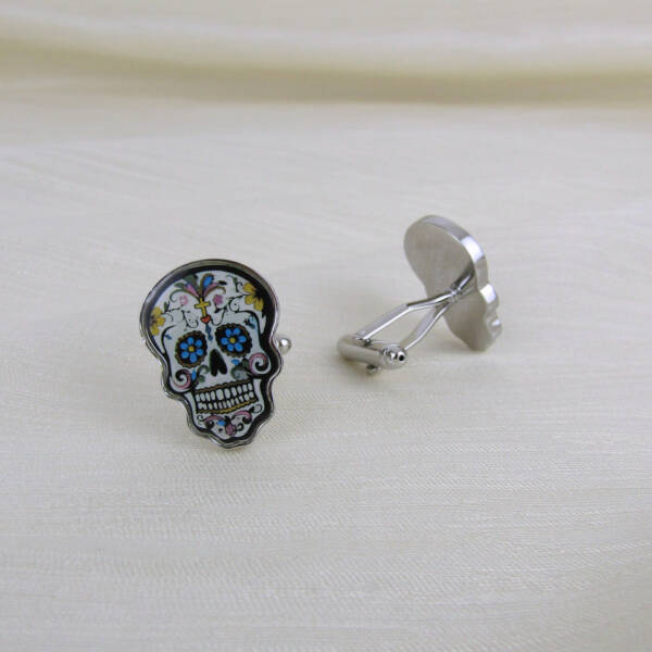 Boutons de manchette argent tête de mort colorée