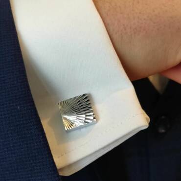 Les boutons de manchette homme : Quand et comment les porter ?